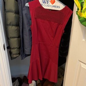 Banana Republic Ribbed Yoke Midi Dress in Wine